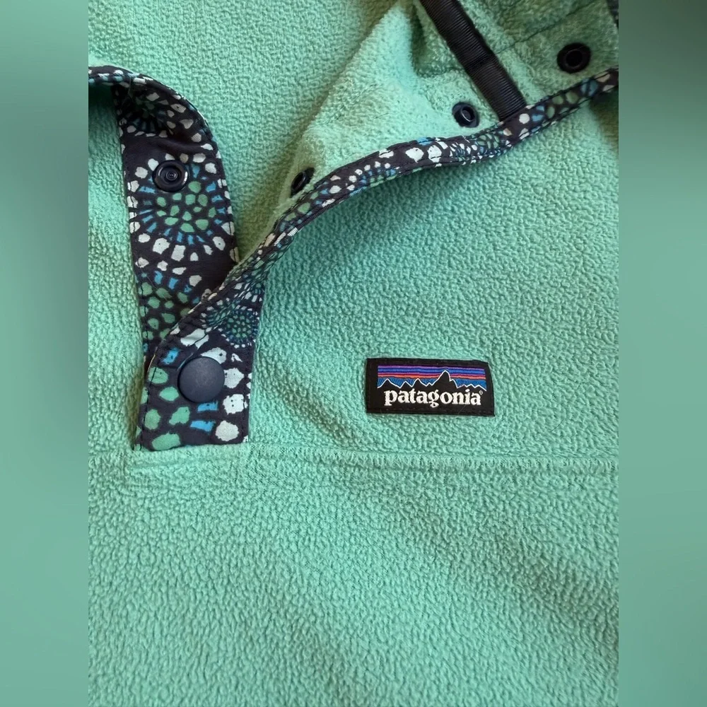 Patagonia kids L14 Teal Fleece Pullover with Navy Trim